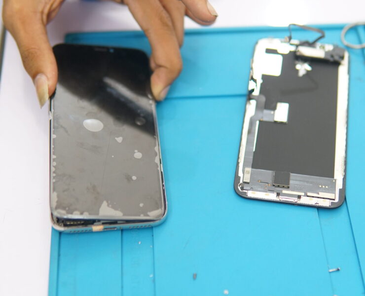 Service lcd iphone